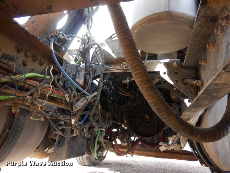 image for item DN6331 2011 Freightliner Coronado  semi truck