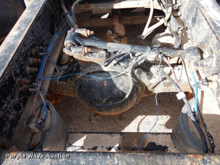 image for item DN6331 2011 Freightliner Coronado  semi truck