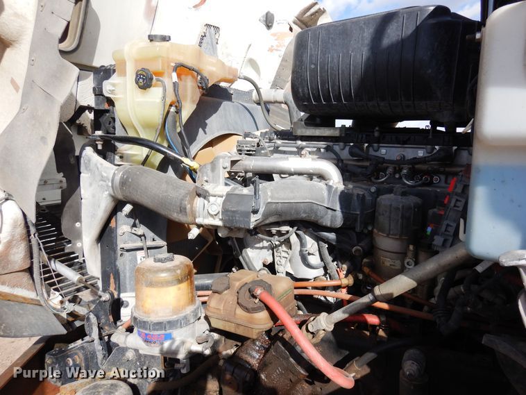 image for item DN6331 2011 Freightliner Coronado  semi truck