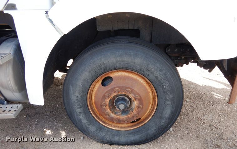 image for item DN6331 2011 Freightliner Coronado  semi truck