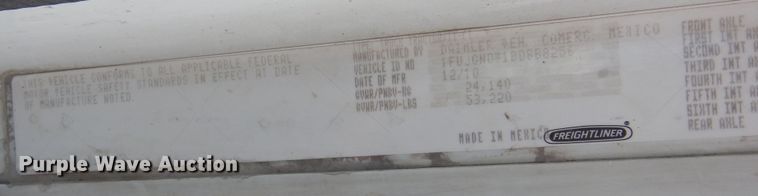 image for item DN6331 2011 Freightliner Coronado  semi truck