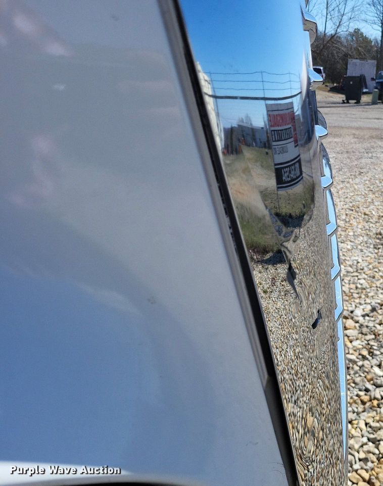 image for item DO3634 2016 Freightliner Cascadia 113  semi truck