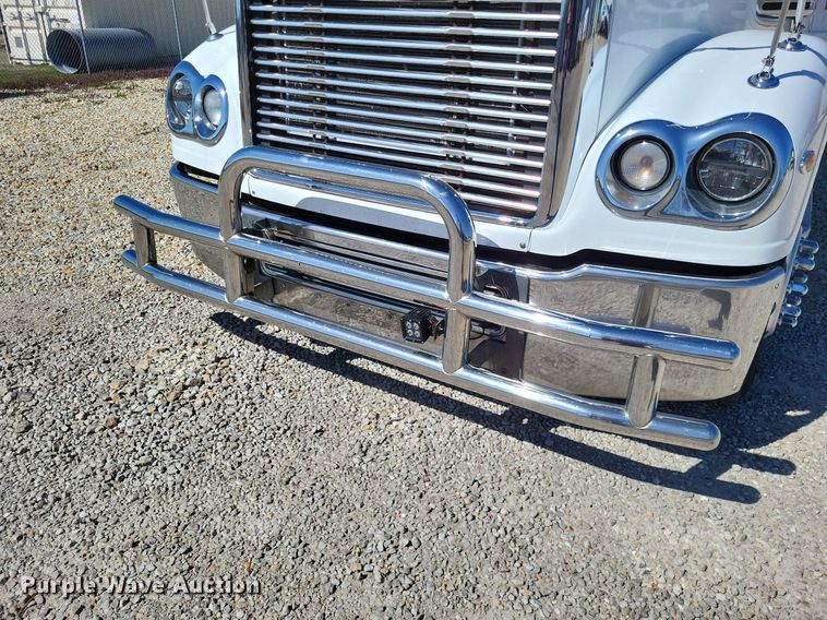 image for item DO3635 2012 Freightliner Coronado  glider kit semi truck