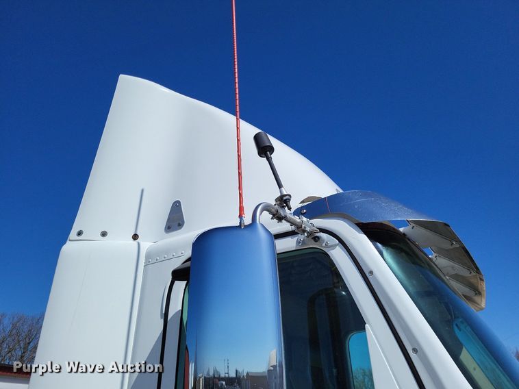 image for item DO3635 2012 Freightliner Coronado  glider kit semi truck