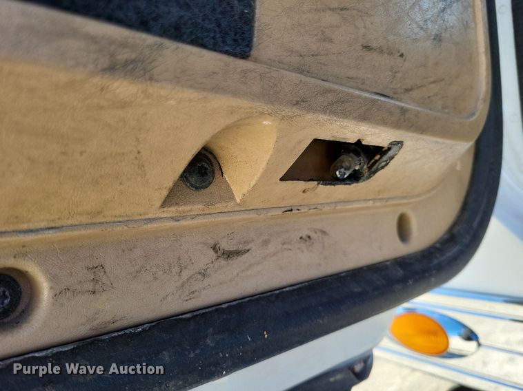 image for item DO3635 2012 Freightliner Coronado  glider kit semi truck