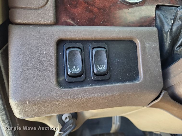 image for item DO3635 2012 Freightliner Coronado  glider kit semi truck