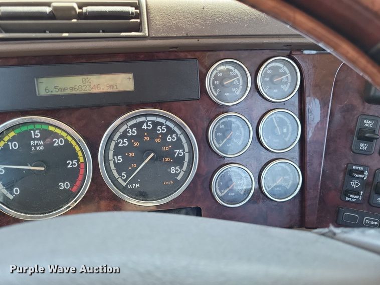 image for item DO3635 2012 Freightliner Coronado  glider kit semi truck