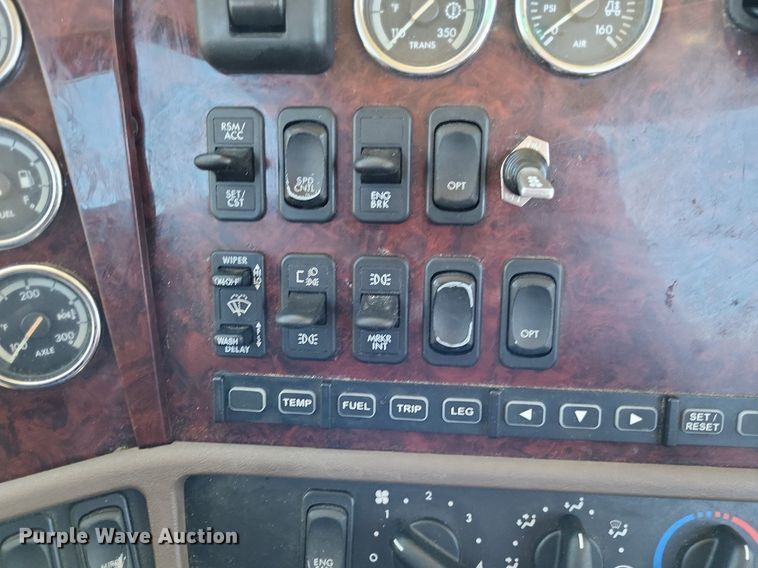 image for item DO3635 2012 Freightliner Coronado  glider kit semi truck