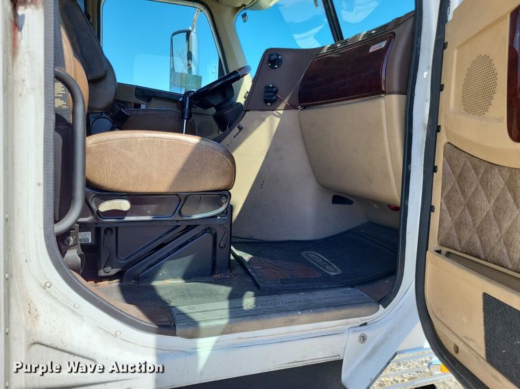 image for item DO3635 2012 Freightliner Coronado  glider kit semi truck