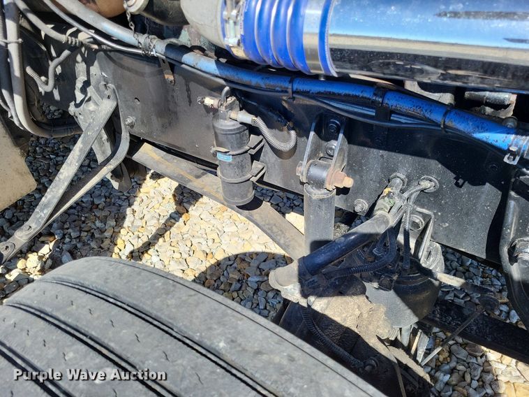 image for item DO3635 2012 Freightliner Coronado  glider kit semi truck