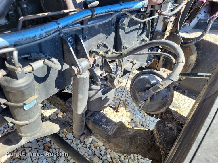 image for item DO3635 2012 Freightliner Coronado  glider kit semi truck