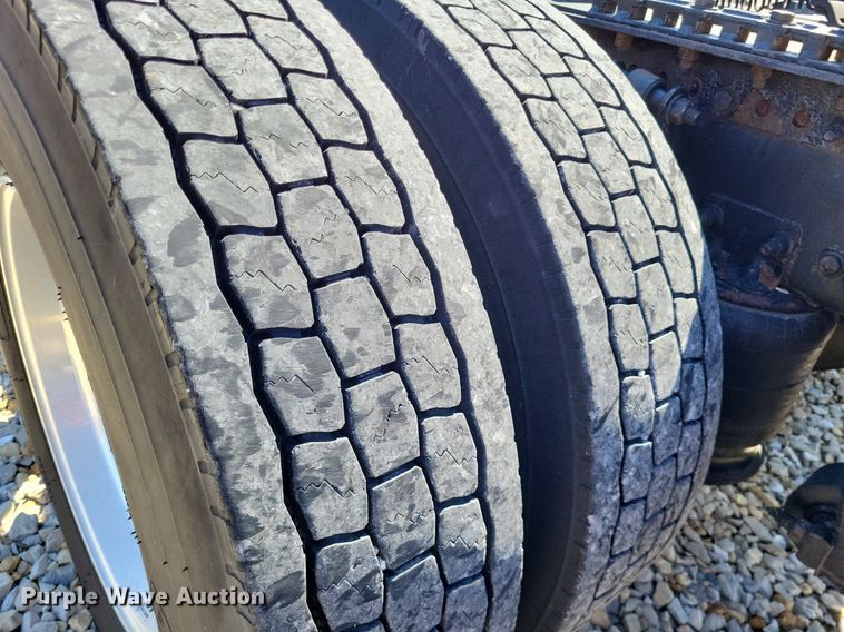 image for item DO3635 2012 Freightliner Coronado  glider kit semi truck