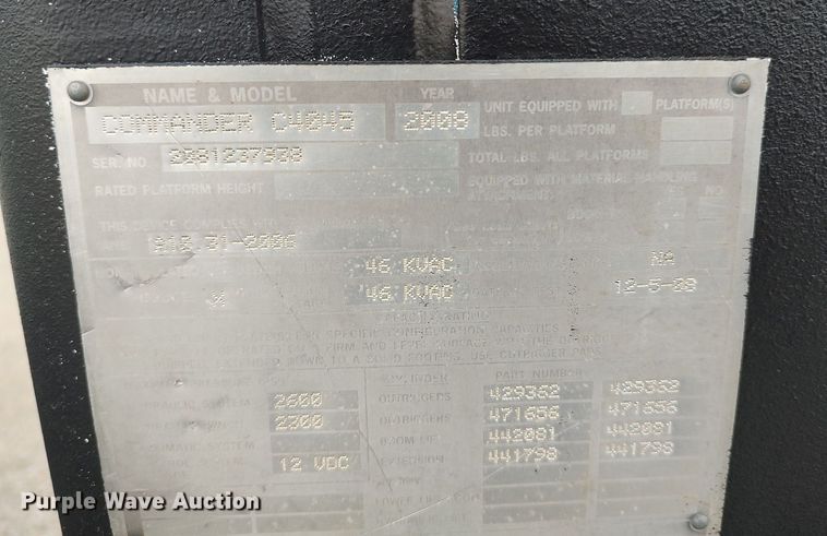 image for item DO3913 2010 International 7000  digger derrick truck