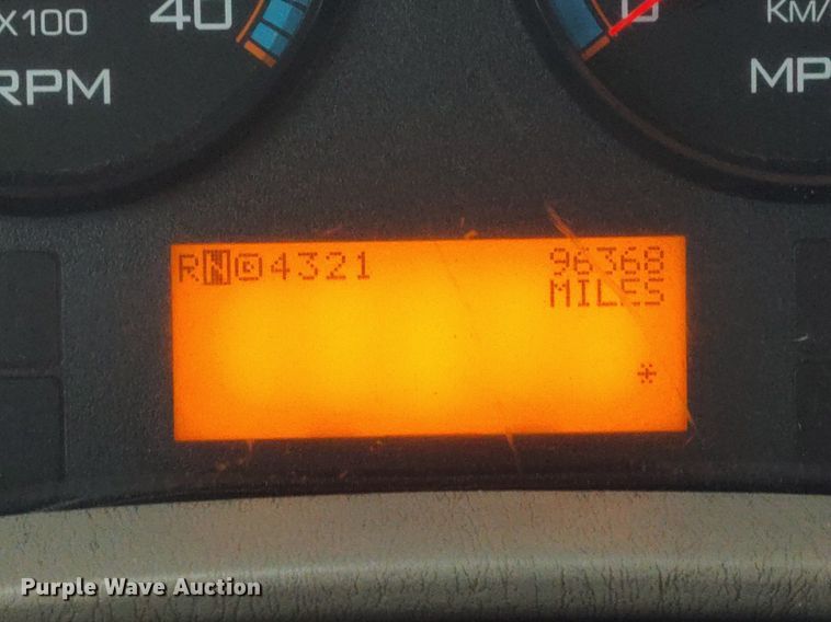 image for item DO3913 2010 International 7000  digger derrick truck