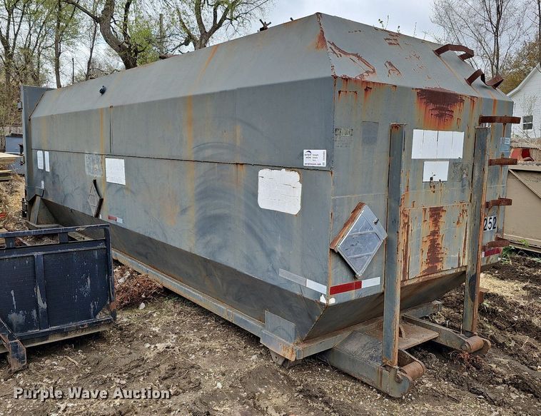 image for item DO4305 Action Resources  liquid roll-off container