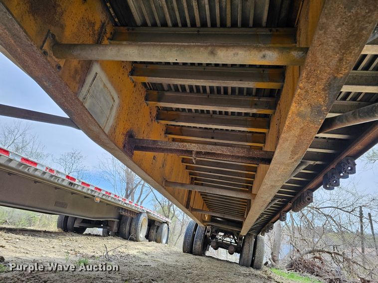 image for item DO4306 1993 Wilson CF-900  flatbed trailer