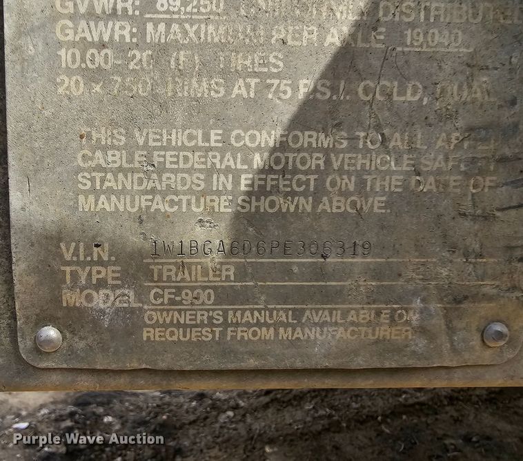 image for item DO4306 1993 Wilson CF-900  flatbed trailer