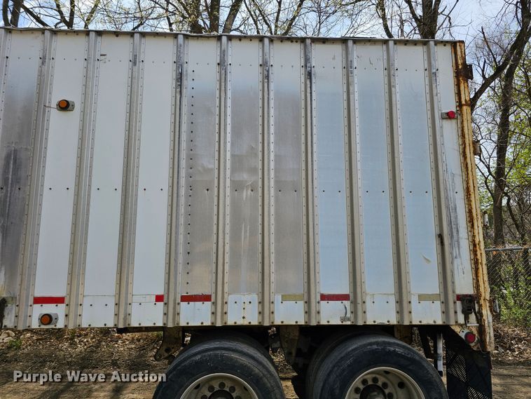 image for item DO4307 1986  walking floor trailer