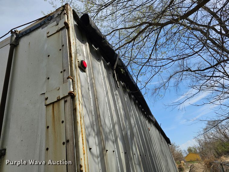 image for item DO4307 1986  walking floor trailer