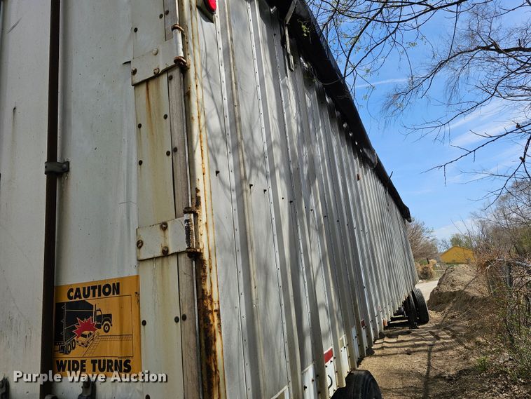 image for item DO4307 1986  walking floor trailer