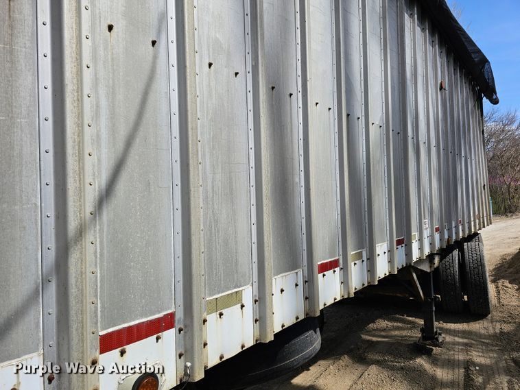 image for item DO4307 1986  walking floor trailer