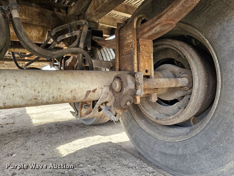 image for item DO4307 1986  walking floor trailer