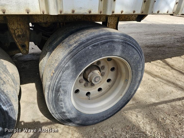 image for item DO4307 1986  walking floor trailer