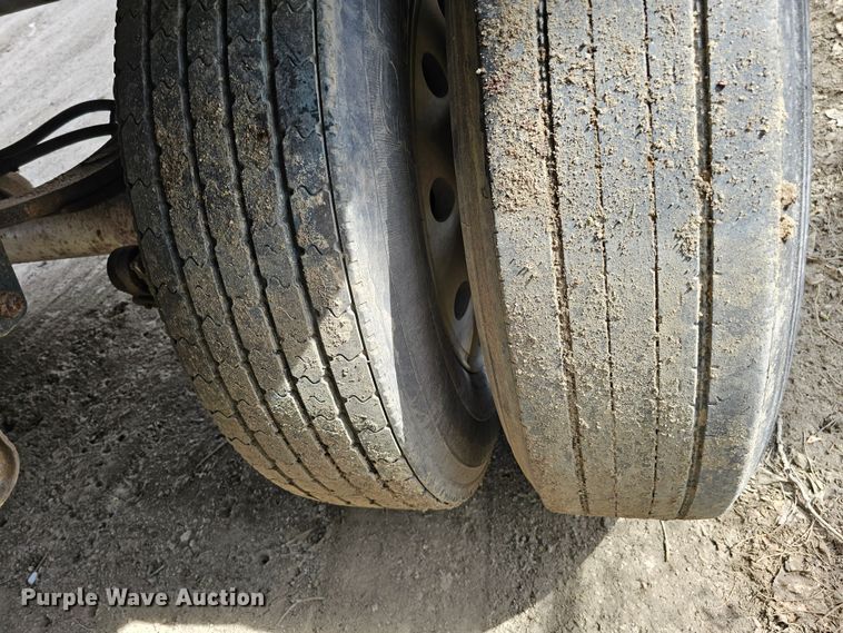 image for item DO4307 1986  walking floor trailer