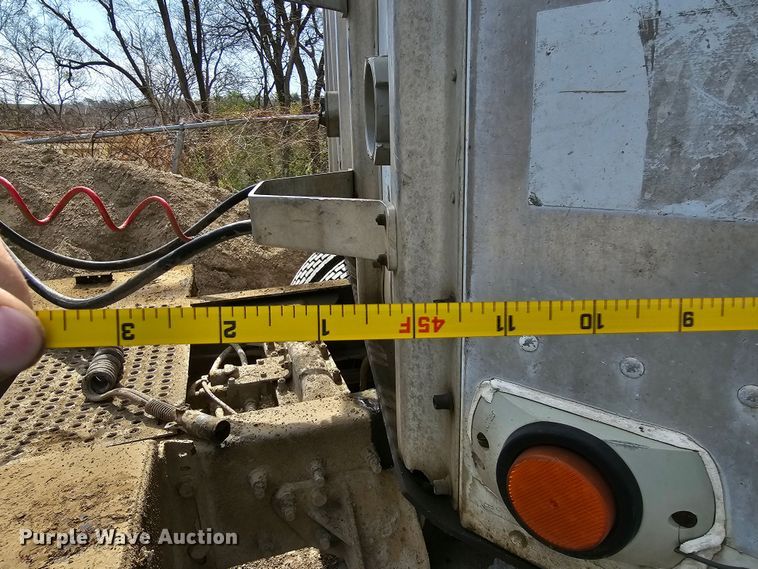 image for item DO4307 1986  walking floor trailer