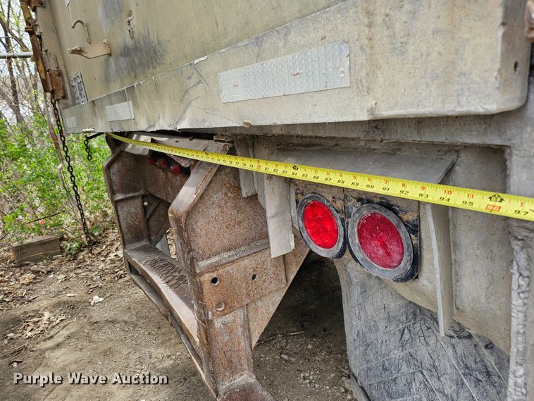 image for item DO4308 1993 Fabrex Inc.  walking floor trailer