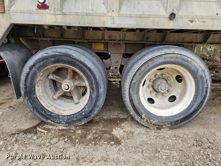 image for item DO4308 1993 Fabrex Inc.  walking floor trailer