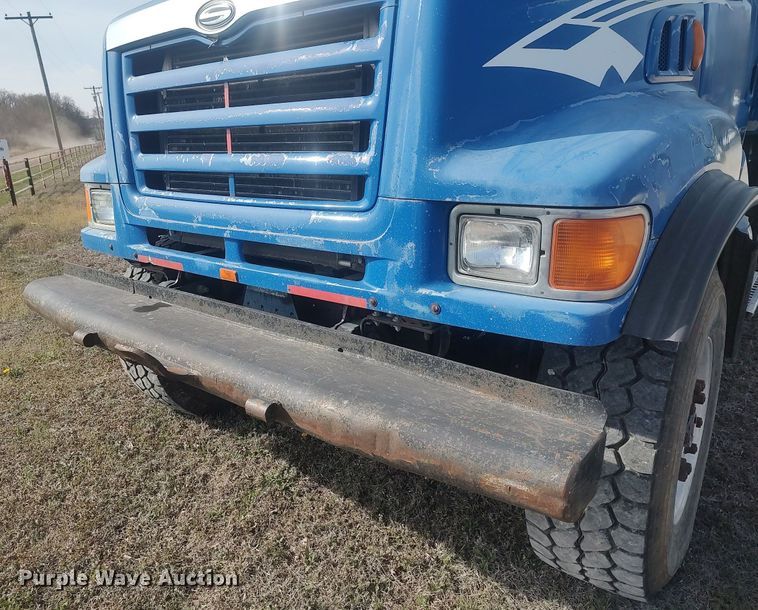 image for item DQ0466 1998  Sterling  dump truck