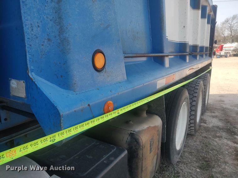 image for item DQ0466 1998  Sterling  dump truck