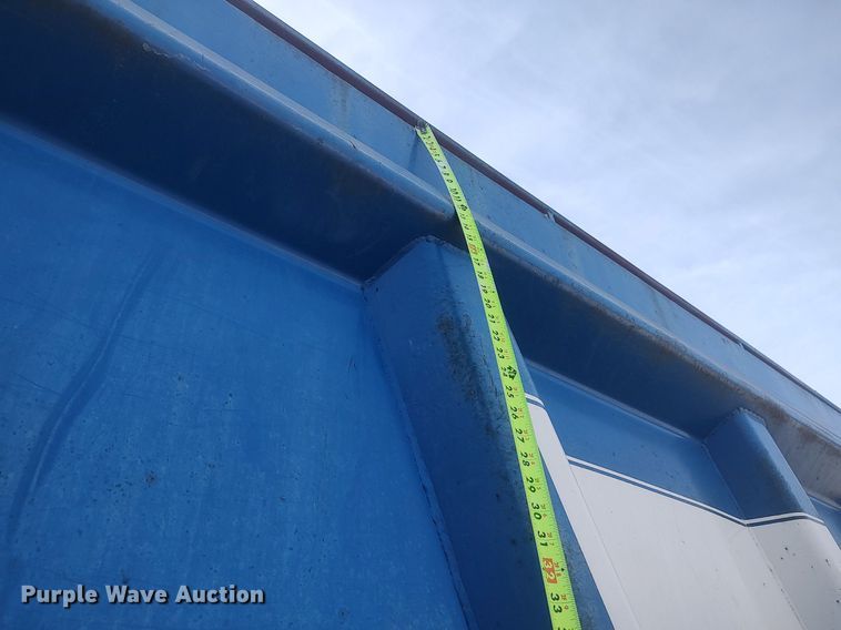 image for item DQ0466 1998  Sterling  dump truck