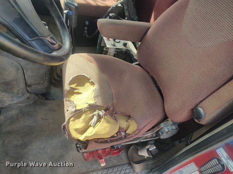 image for item DQ0466 1998  Sterling  dump truck