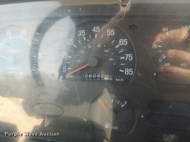 image for item DQ0466 1998  Sterling  dump truck