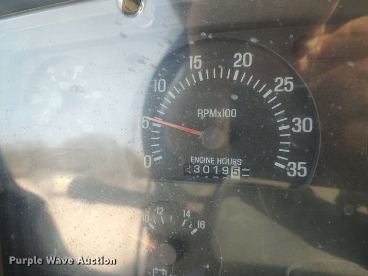 image for item DQ0466 1998  Sterling  dump truck