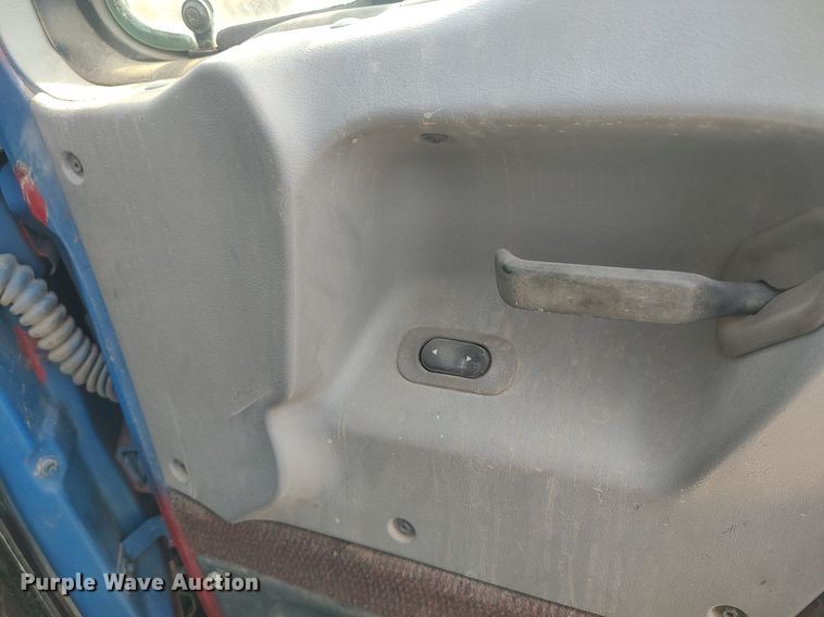 image for item DQ0466 1998  Sterling  dump truck