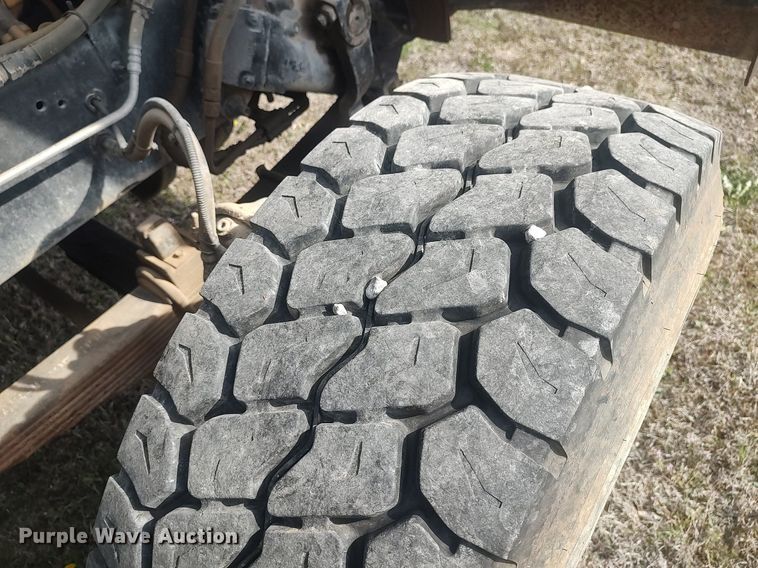 image for item DQ0466 1998  Sterling  dump truck