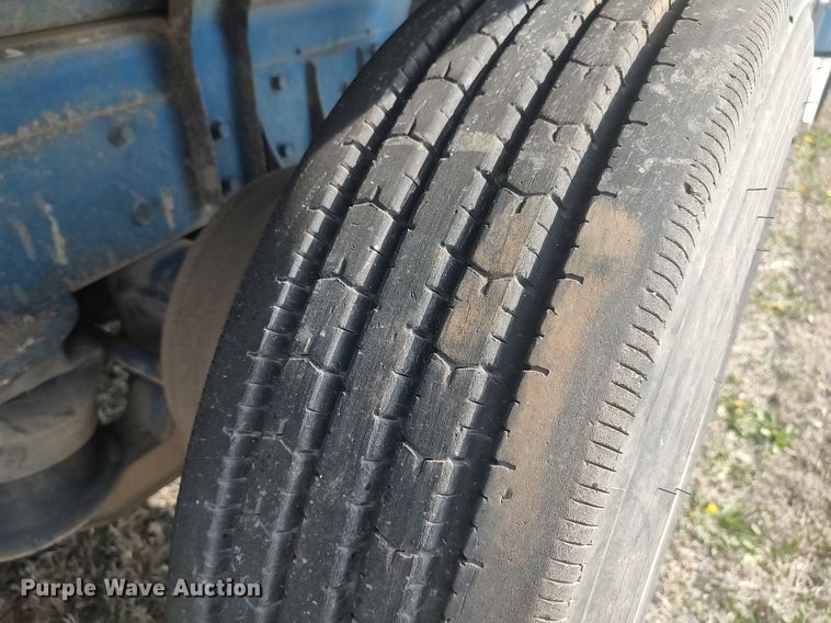 image for item DQ0466 1998  Sterling  dump truck