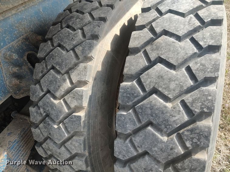 image for item DQ0466 1998  Sterling  dump truck