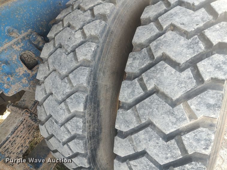 image for item DQ0466 1998  Sterling  dump truck