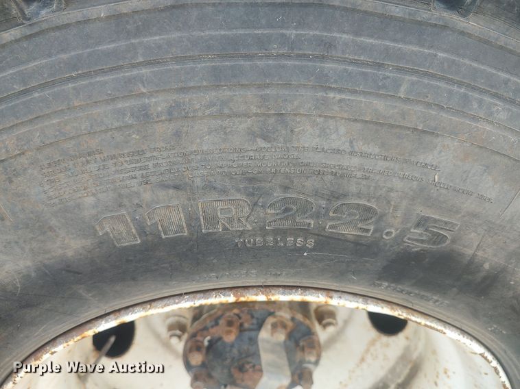 image for item DQ0466 1998  Sterling  dump truck