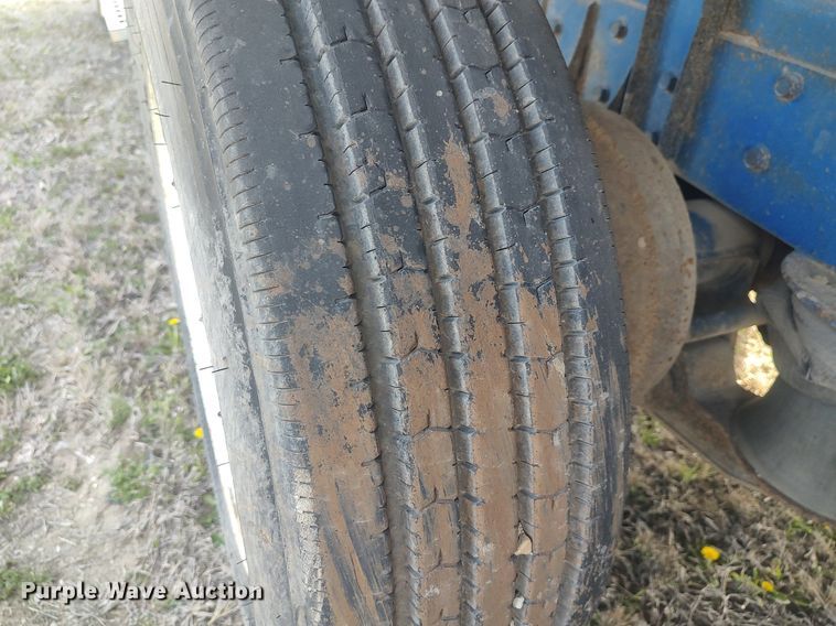 image for item DQ0466 1998  Sterling  dump truck