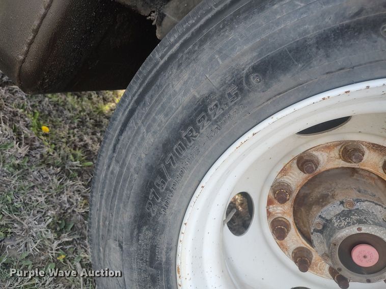 image for item DQ0466 1998  Sterling  dump truck