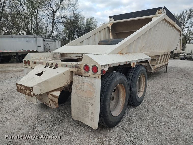 image for item DQ0492 2007 Construction Trailer Specialist BDT-40  bottom dump trailer