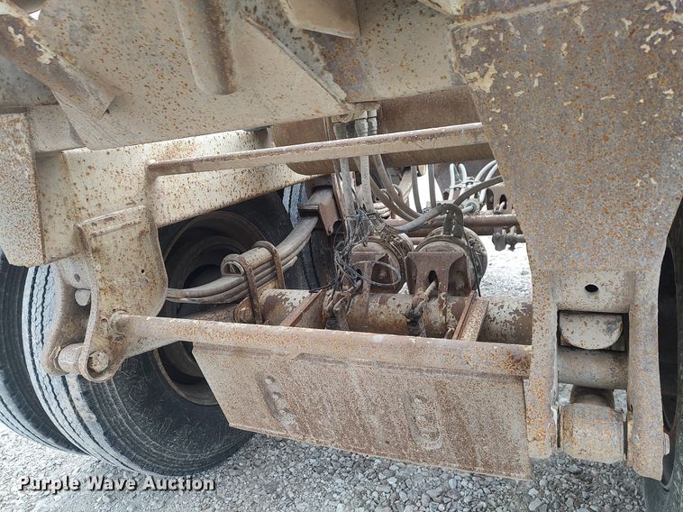 image for item DQ0492 2007 Construction Trailer Specialist BDT-40  bottom dump trailer