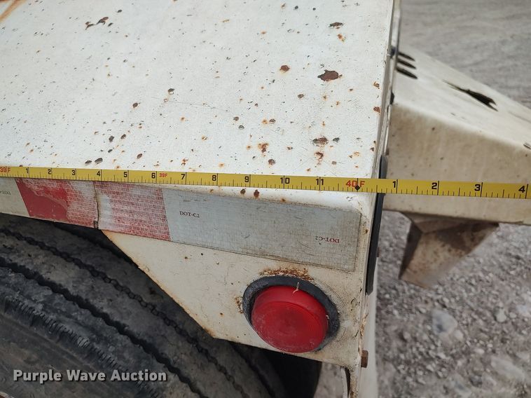 image for item DQ0492 2007 Construction Trailer Specialist BDT-40  bottom dump trailer