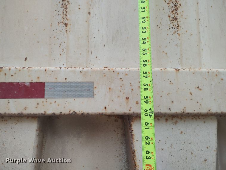 image for item DQ0492 2007 Construction Trailer Specialist BDT-40  bottom dump trailer