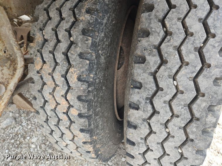 image for item DQ0492 2007 Construction Trailer Specialist BDT-40  bottom dump trailer